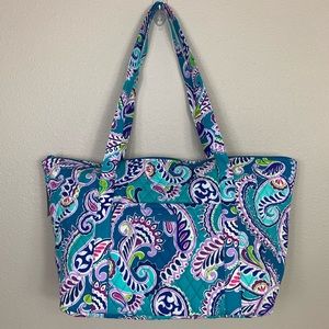 vera bradley carry on travel tote